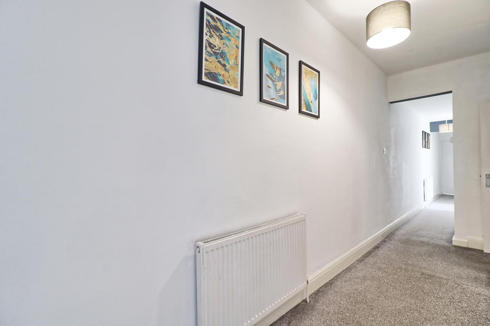 Hornchurch Luxury 3-Bed Apartment Near To London With Parking מראה חיצוני תמונה