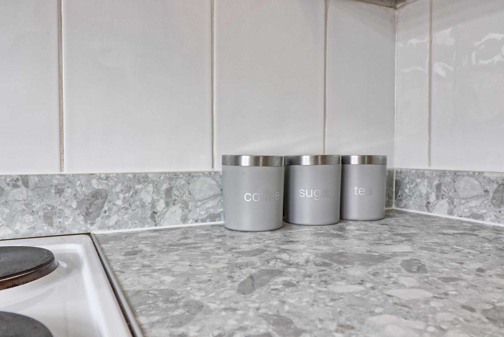 Hornchurch Luxury 3-Bed Apartment Near To London With Parking מראה חיצוני תמונה