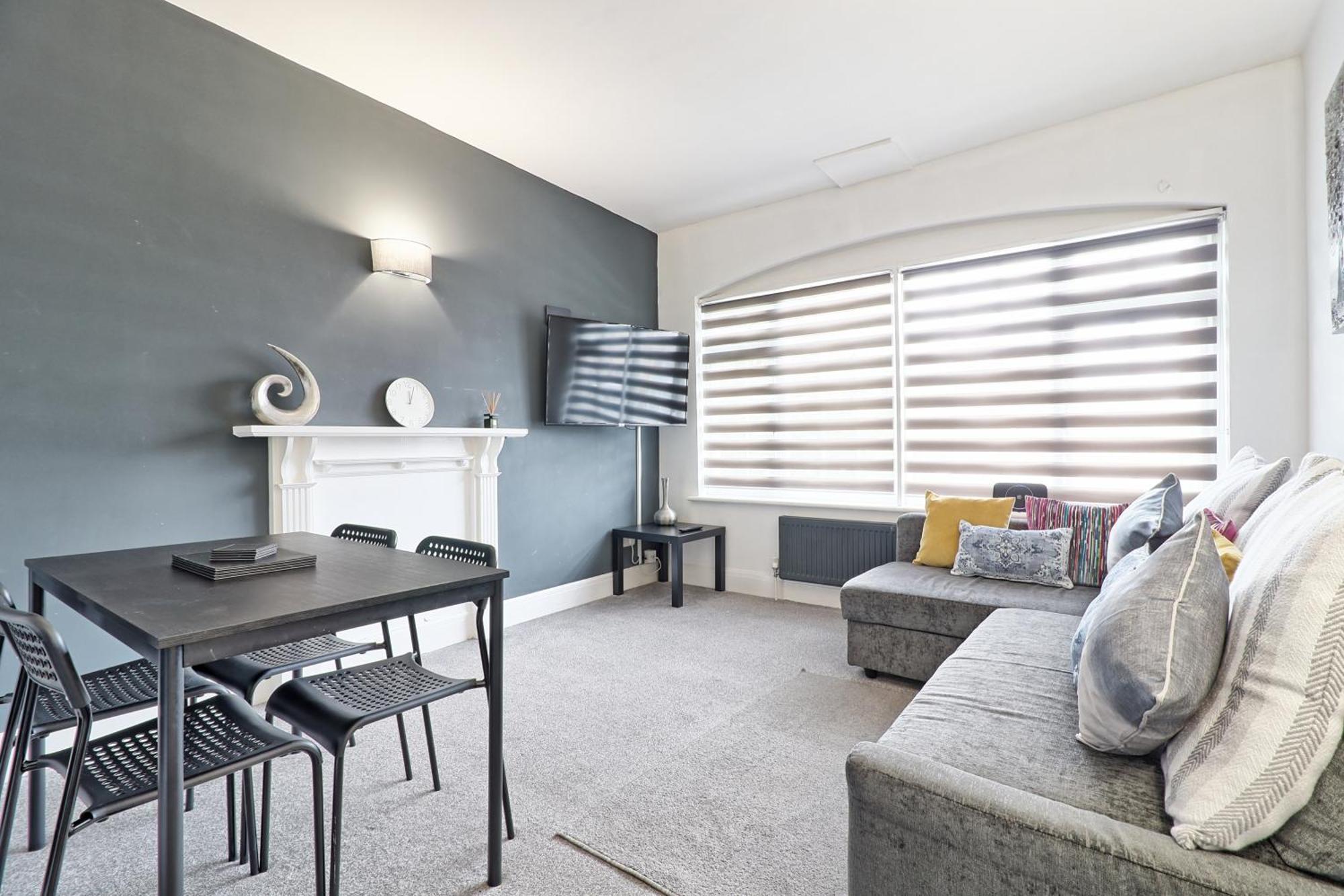 Hornchurch Luxury 3-Bed Apartment Near To London With Parking מראה חיצוני תמונה